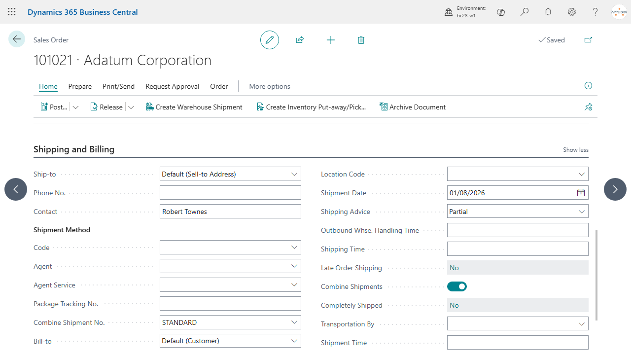 A sales order with Combine Shipment No. inherited from the customer, in the Shipping and Billing FastTab.